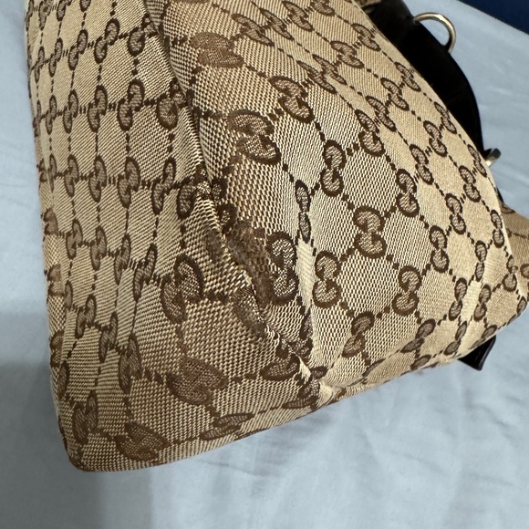 Gucci Monogram Medium Horsebit Chain Hobo - Picture 6 of 16